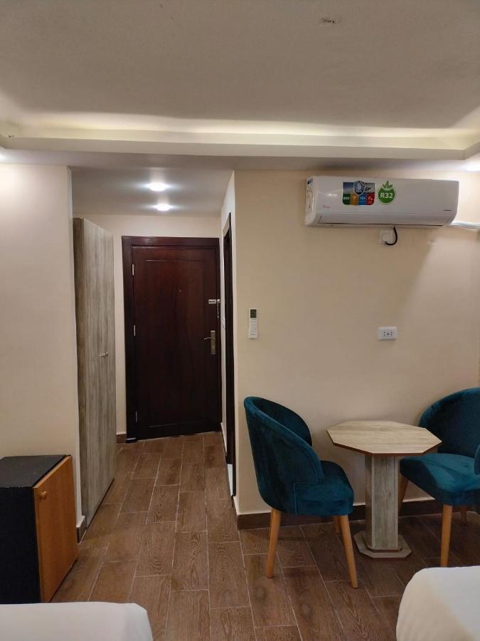 Old Street Apartment Wadi Musa Exterior foto